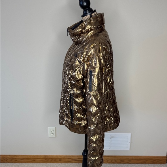 The North Face metallic gold Holladown jacket - Picture 6 of 13